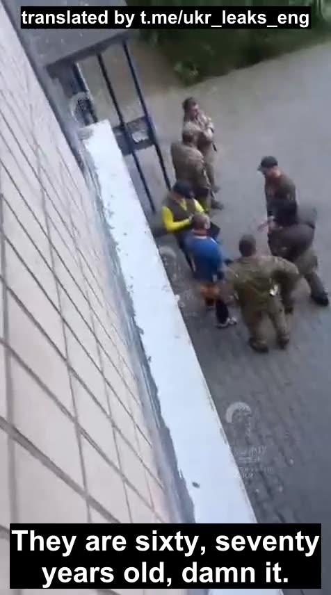 Ukrainian volunteers