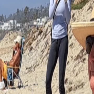 The back of my head is photogenic.