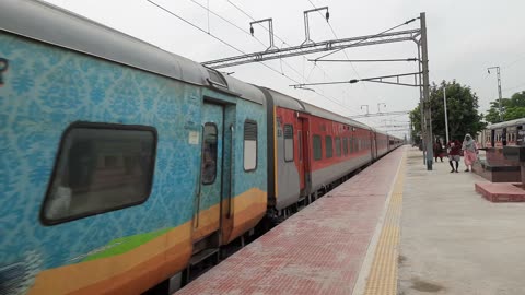 Dangerous Akal Takht Express High Speed Crossing