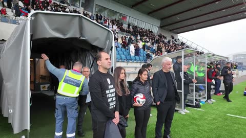 Aydin Aho was honored by Assyriska FF prior to the match