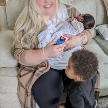 An amazing weight loss transformation. Her consistency for weight loss is admirable