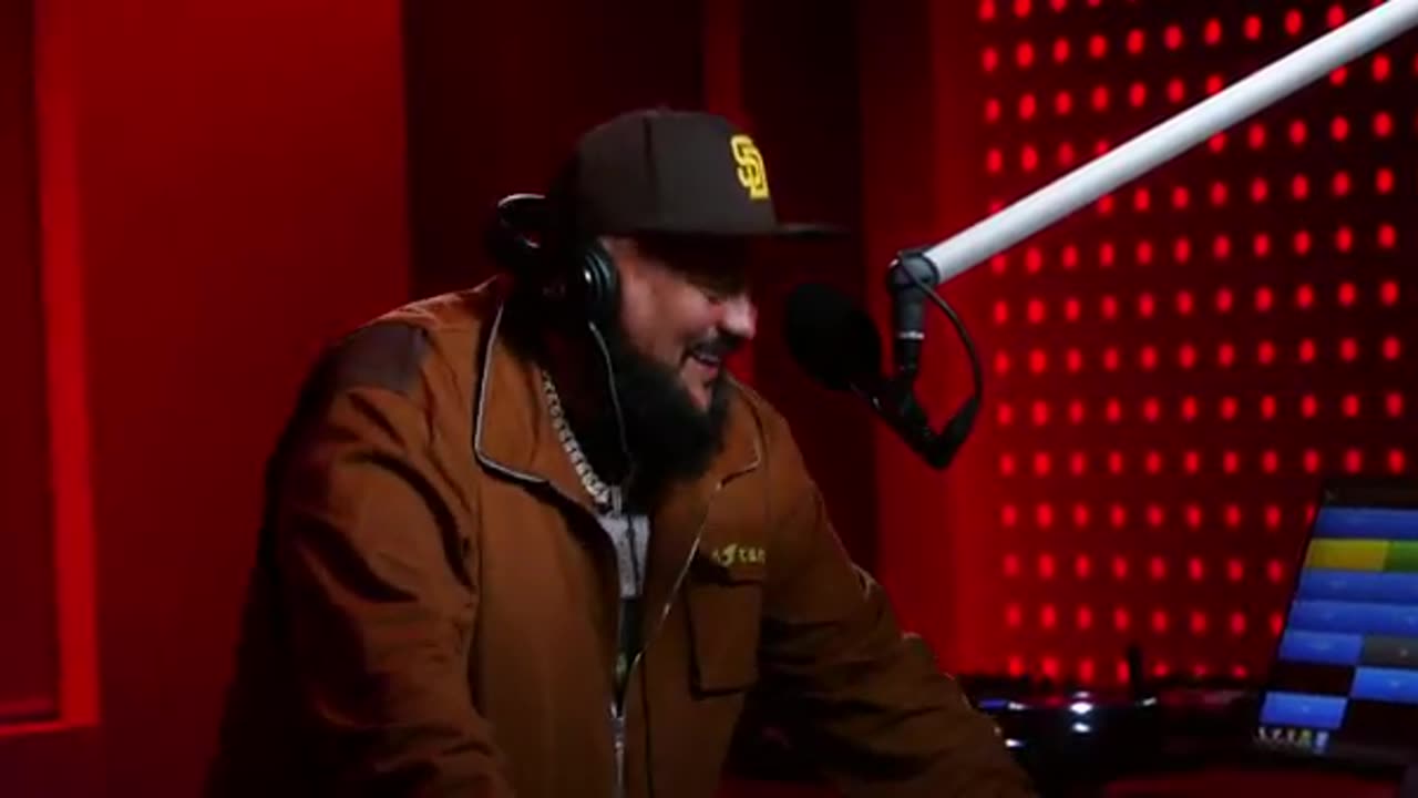 Kak hatt fire in the booth
