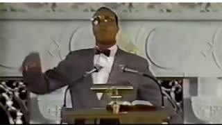 ALL MUSLIMS KNOW WHOS BIRTHDAY IS ON 25TH DECEMBER