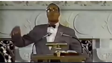 ALL MUSLIMS KNOW WHOS BIRTHDAY IS ON 25TH DECEMBER