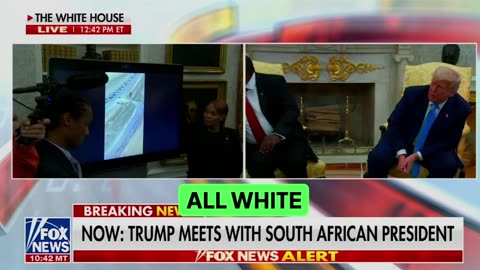 Trump buộc Tổng thống Nam Phi xem video các gia đình người Afrikaner đang bị giết...