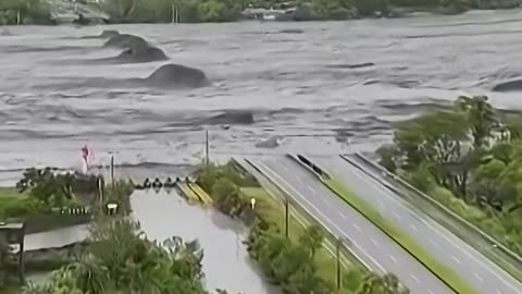 Super Typhoon Ragasa Heads Toward Hong Kong