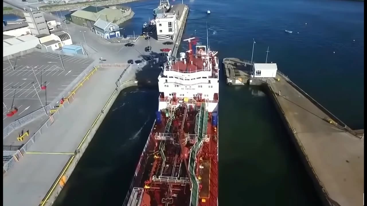 "Северный морской путь: Экономика и экология"