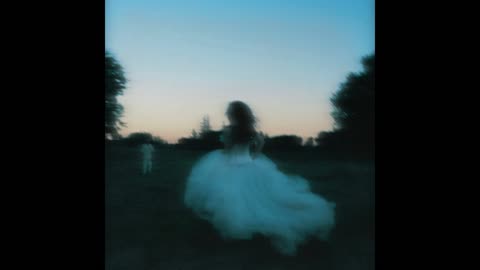 Britton - bedbugs (SLOWED+ REVERB)