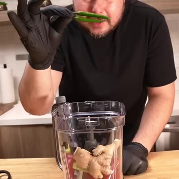 CRABBY FRIDAY 🦀 @albert_cancook ! #shortsvideo #seafood #pizza #food #recipe #foodie