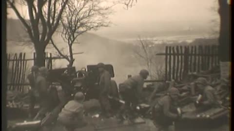 FIRST SHOT INTO GER... - FIRST SHOT INTO GERMANY, THEDING (), FRANCE ; ARTILLERY (90T - 111-adc-2861