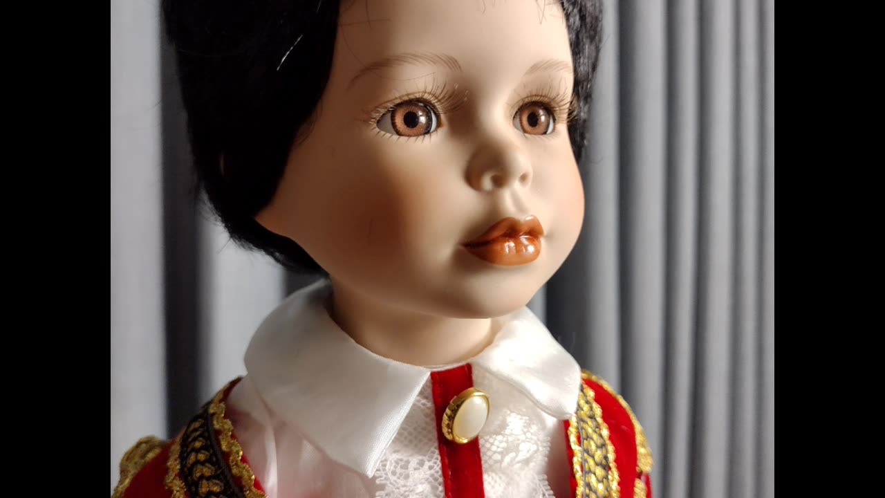 Omni S1 E8: Dolls & AI Image Gallery