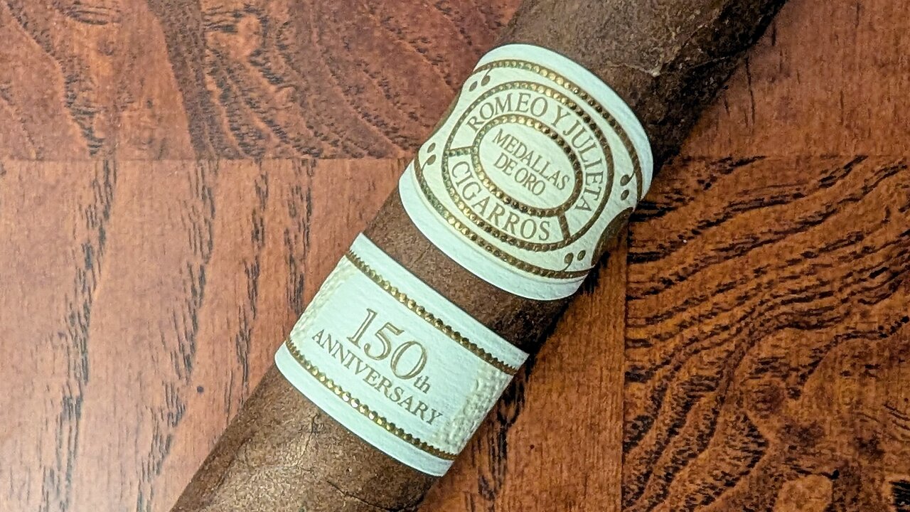Romeo y Julieta 150th Anniversary Balconet
