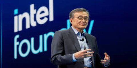 Intel CEO to Meet Trump After Call for His Resignation Over China Ties