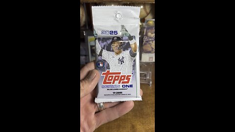 2025 #Topps Series 1 Retail #packopening #baseballcards ⚾️
