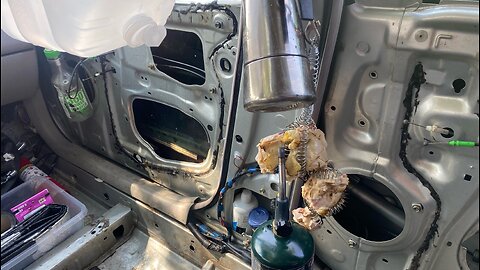 Sink and Stove in Car?