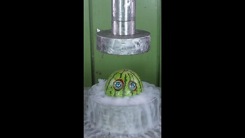 hydralic press power😬