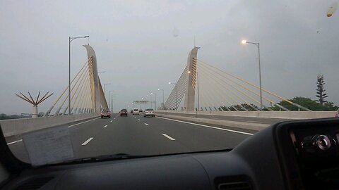 Expressway Katunayake to Colombo Srilanka