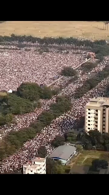 Massive number of people attends the funeral of a leading