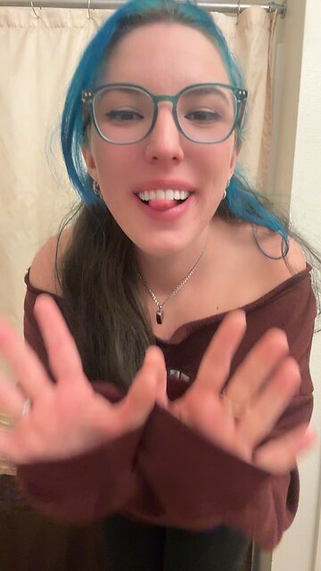 I’ve got a taste of a glamorous life 💍