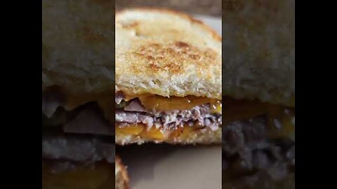Beef and Cheddar Melt