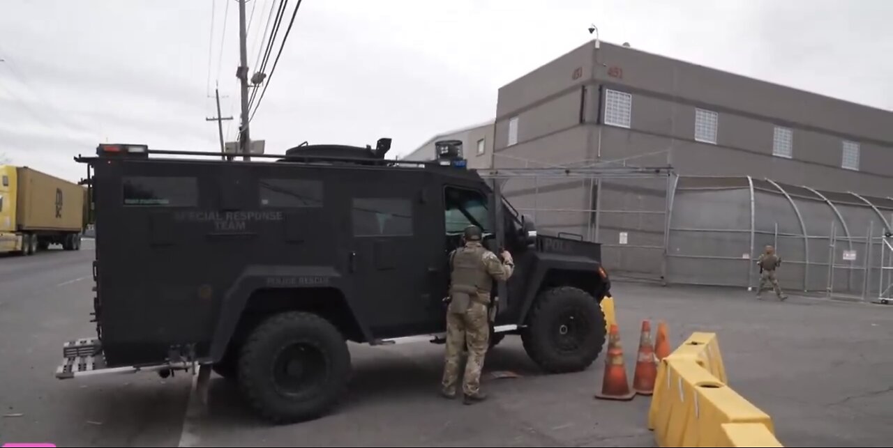 DHS PREPARES TO DEPLOY👲🛻🏫📸ARMORED VEHICLES TO NEWARK🚐👲💫