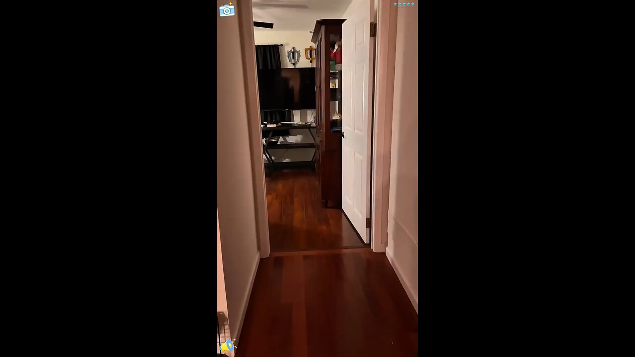 Guy’s Hilarious Reaction to a Phone Call 🤣 You Won’t Believe His Surprise!