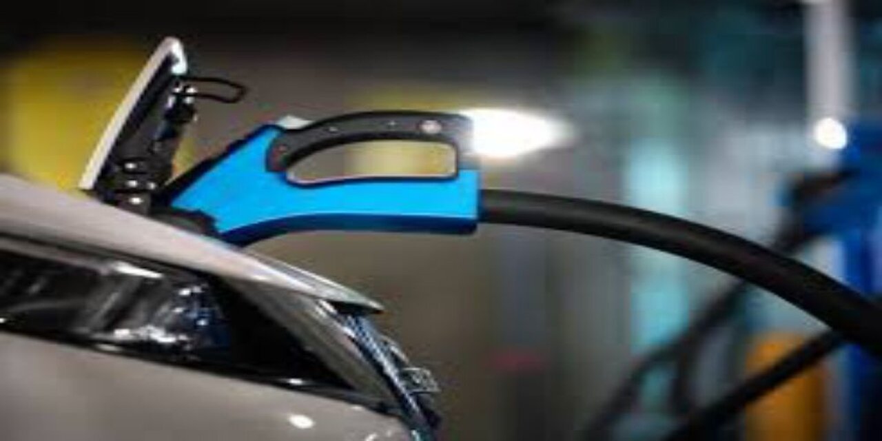 Chinese-Owned EV Battery Company Pauses US Factory Construction