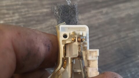 found gold and silver in a washer and dryer