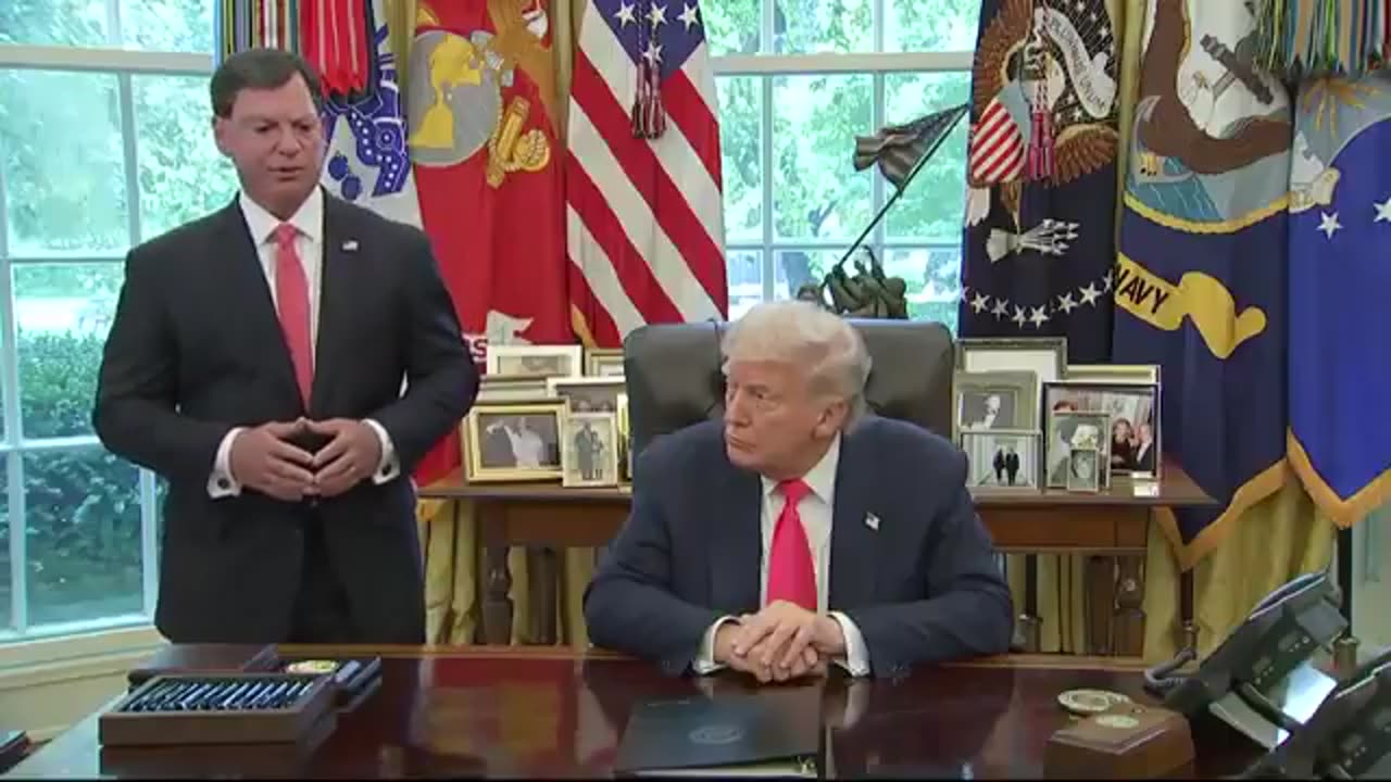 Trump’s Social Security Commissioner Frank Bisignano spotted with “F*Joe Biden (FJB)