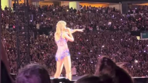 Taylor swift - intro miss Americana/cruel summer ( live from eras tour Miami night 3)