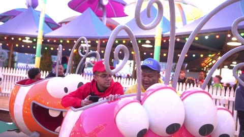 N3on & Crip Mac Go To Universal Studios! (720p60fps)