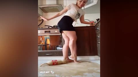 Viral Pretty Woman Turns to Funny Fails 😂😂