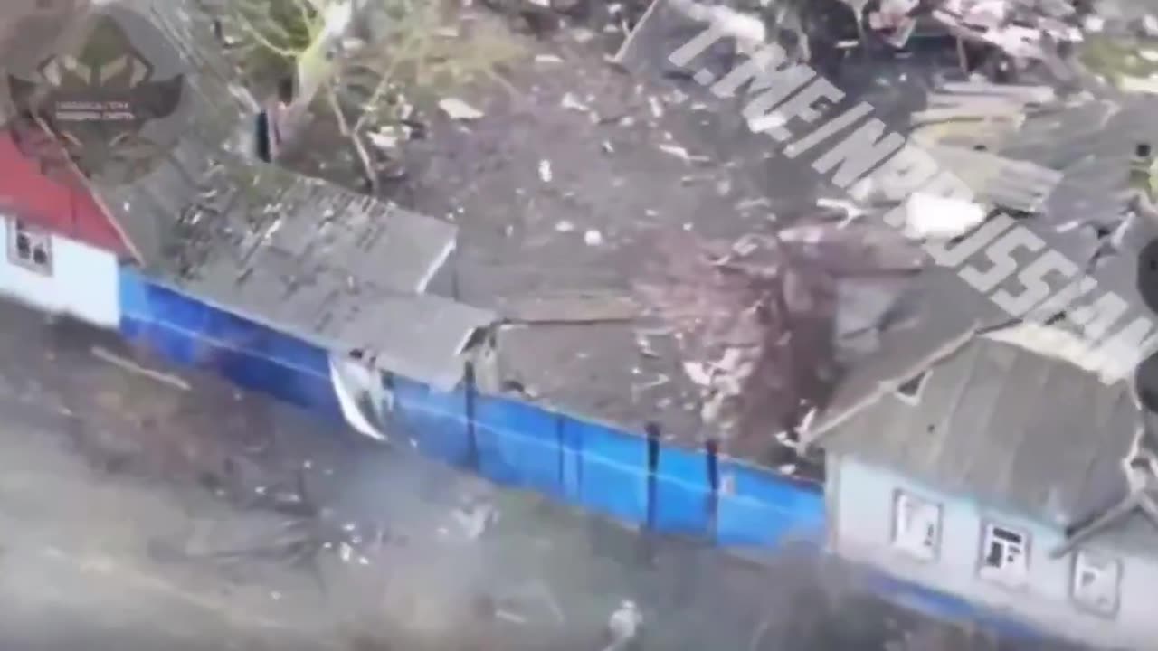 Russian Drone Operators wrecking the positions of the Ukromilitants