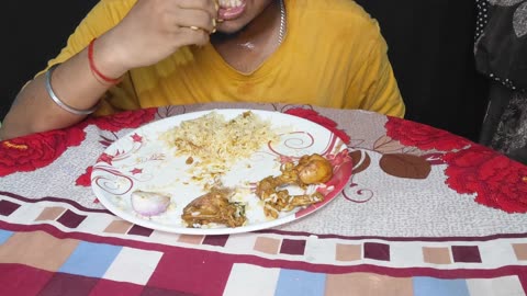 5min eating challenges #mukbang #chickens gravy