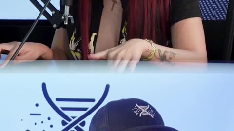 En este nuevo episodio, Jessica Sodi nos cuenta por qué decidió hacer contenido para adultos 🎥🔥 y c