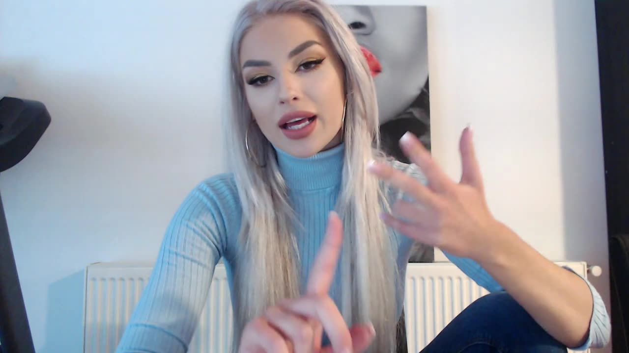 Kissofacobra's All You Need To Know About Me - RARE!
