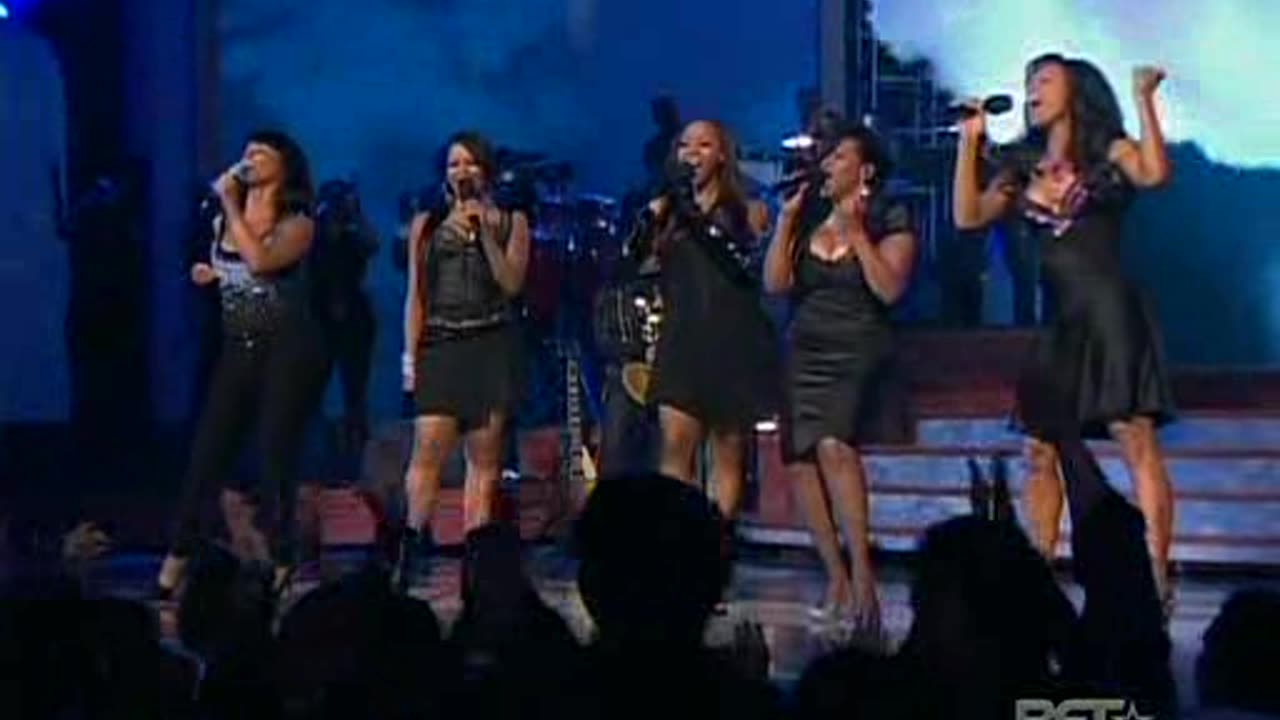 Alicia Keys feat. SWV, En Vogue, TLC - Medley = Live Bet Awards