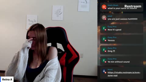 Live with ReinaA