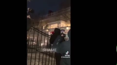 Commies turn against commie! ; )