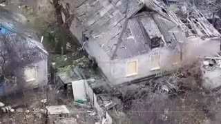 Ukrainian Paratroopers Moving On Russian Soldiers(Incredible Footage