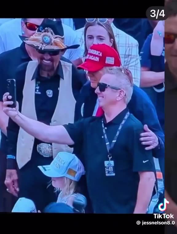 Greg Biffle là một người yêu nước.❤️❤️❤️❤️❤️❤️💪💪💪💪💪💪🎄🎄🎄🎄🎄