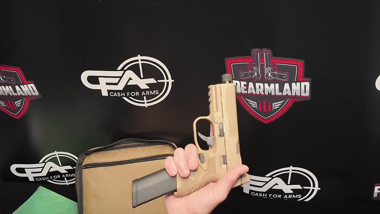 Unboxing the FN 509C Tactical