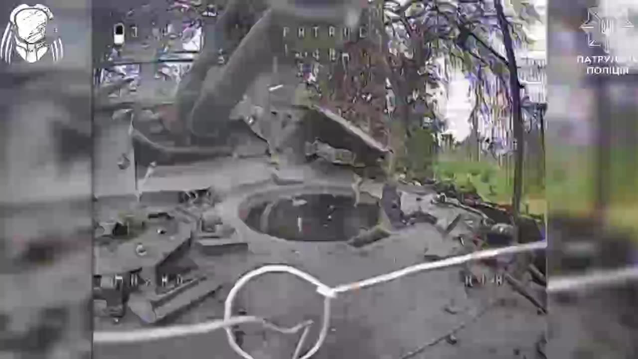 Russians Lose 4-5 Tanks and APCs During Attempt to Break Through Ukrainian Lines