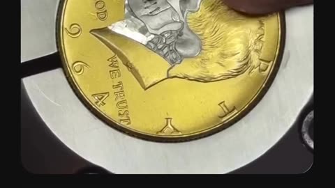 Convierte una moneda en una obra de arte en miniatura