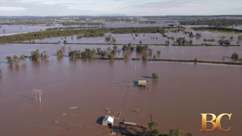 Australia begins cleanup after floods kill 5