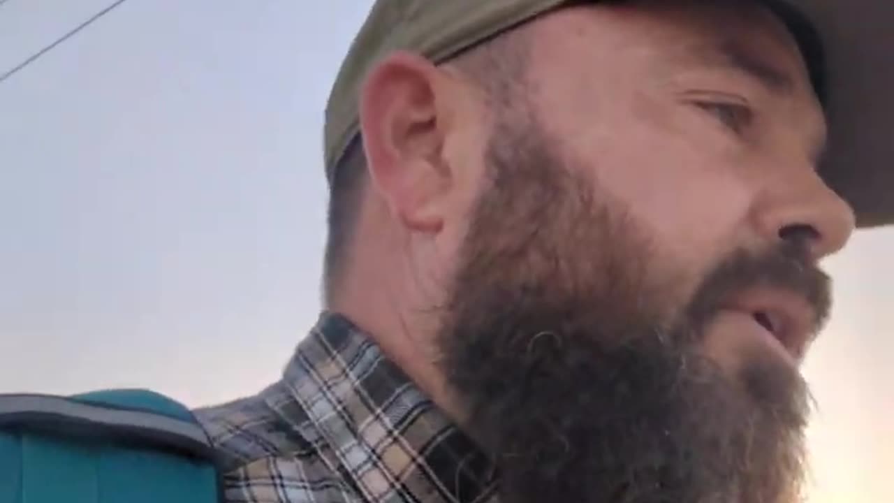 Handyman Rucks 6 Miles Looking For Decent Barber