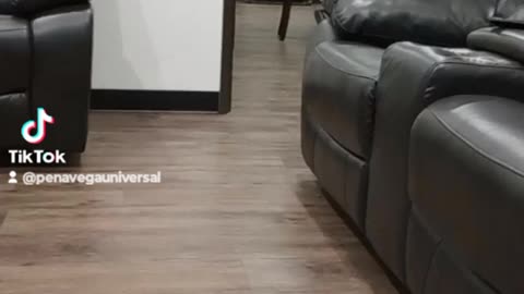 You're watching beautiful people eat