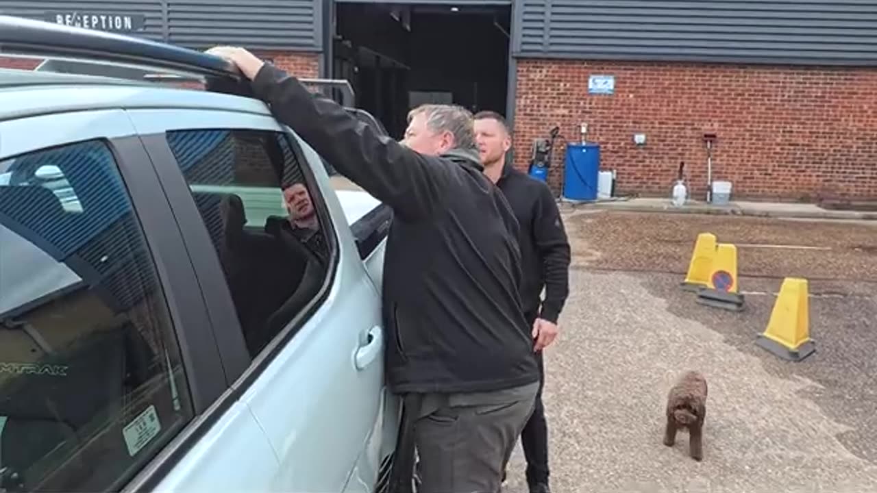 Mike & James Test Drive @FordUK's New Hybrid Ranger