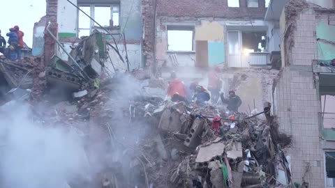 Ukrainian searches for great-grandmother after deadly Ternopil strike