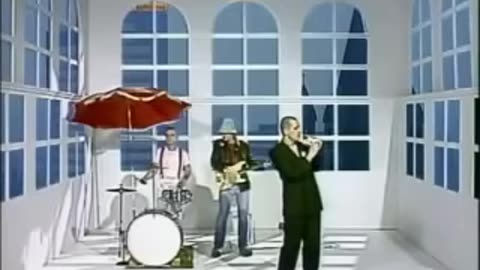 Trio Da Da Da Official Video